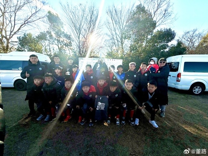  8戰(zhàn)全勝奪日本杯賽冠軍！中國(guó)足球小將發(fā)布感謝信