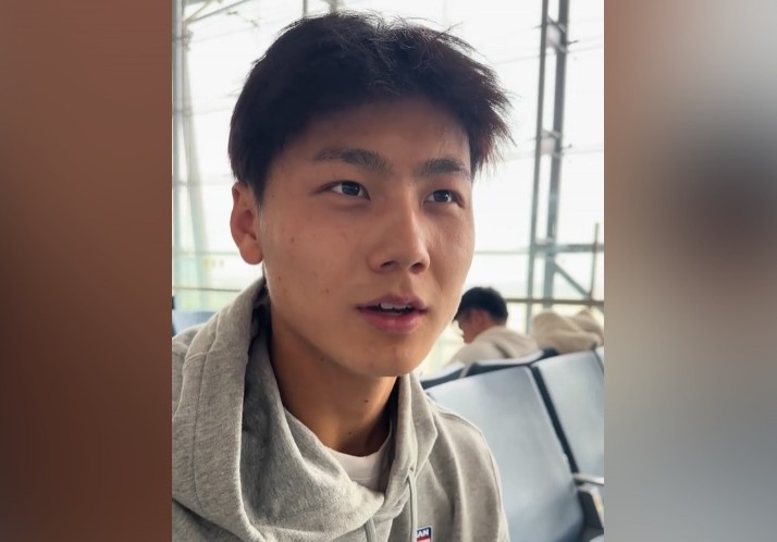  為何半場過后不久被換下？毛偉杰：兩條腿特別緊，李導(dǎo)怕我受傷