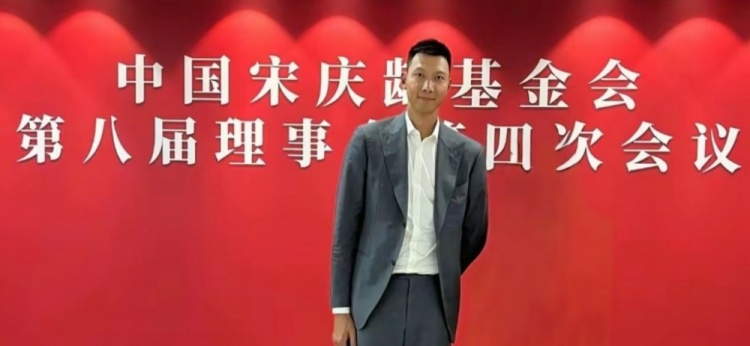  時(shí)隔5個(gè)月首次公開露面！大河報(bào)：易建聯(lián)關(guān)聯(lián)公司成被執(zhí)行人