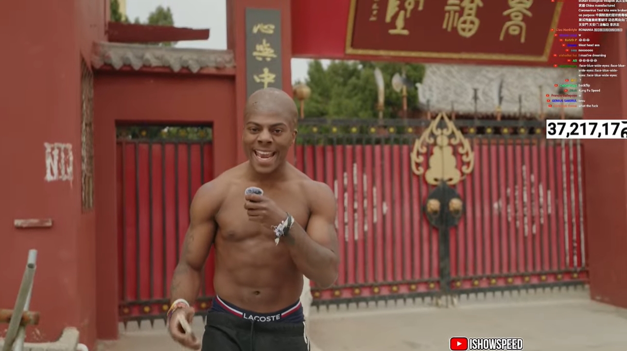  光頭造型！Speed中國(guó)行來(lái)到鄭州少林寺，上香拜佛學(xué)功夫