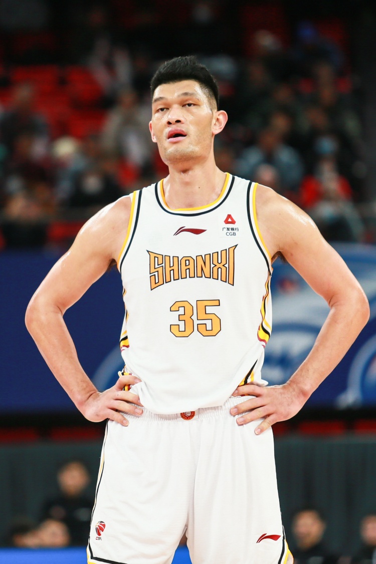  手感不佳！葛昭寶全場8投1中得到2分2籃板2助攻