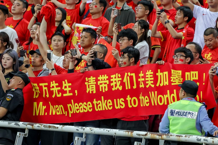  足球報：國足“史上最強主場”有望到來，國足人士稱一定爭口氣