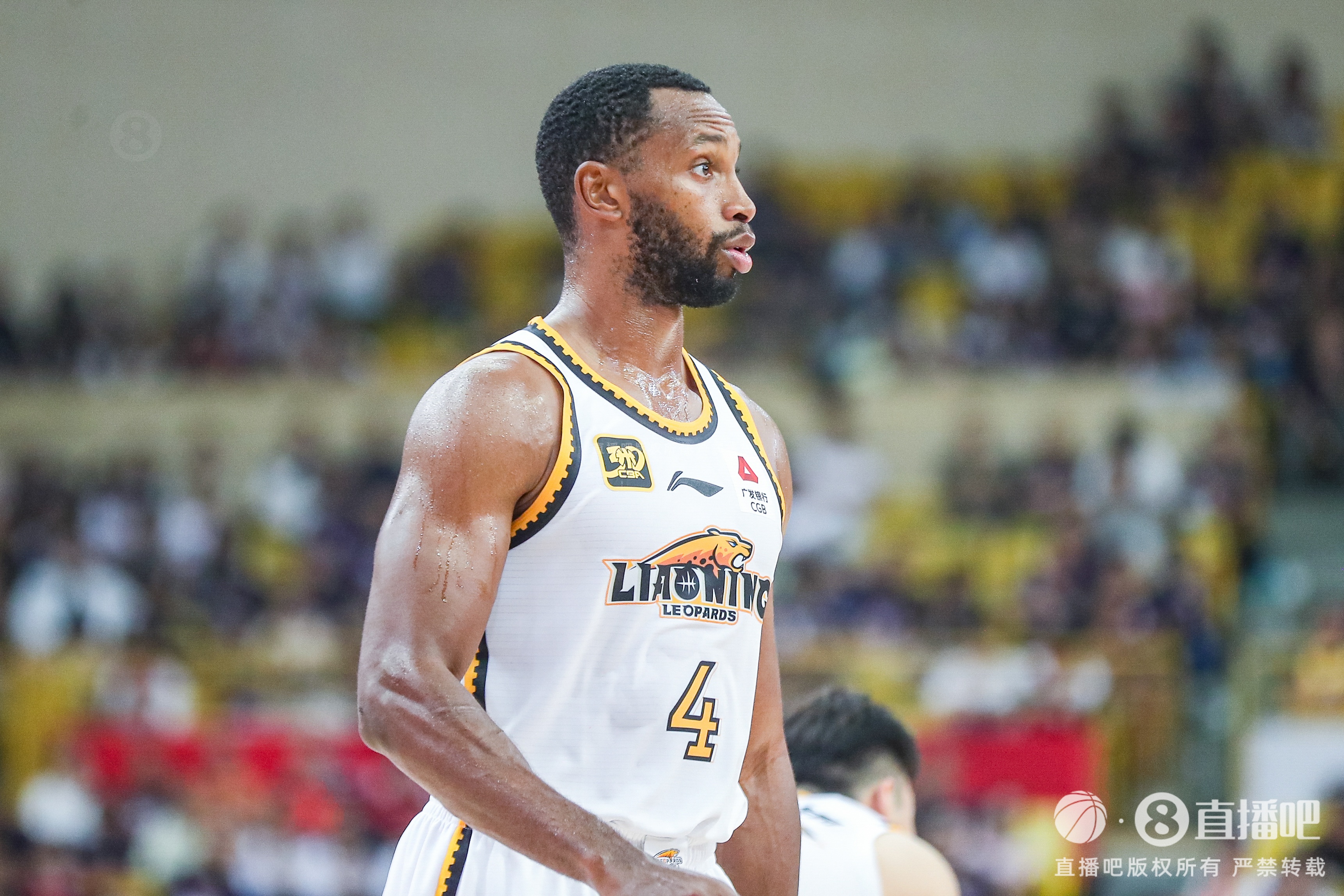  包攬球隊開場9分！弗格半場8中6砍全隊最高17分 三分2中2