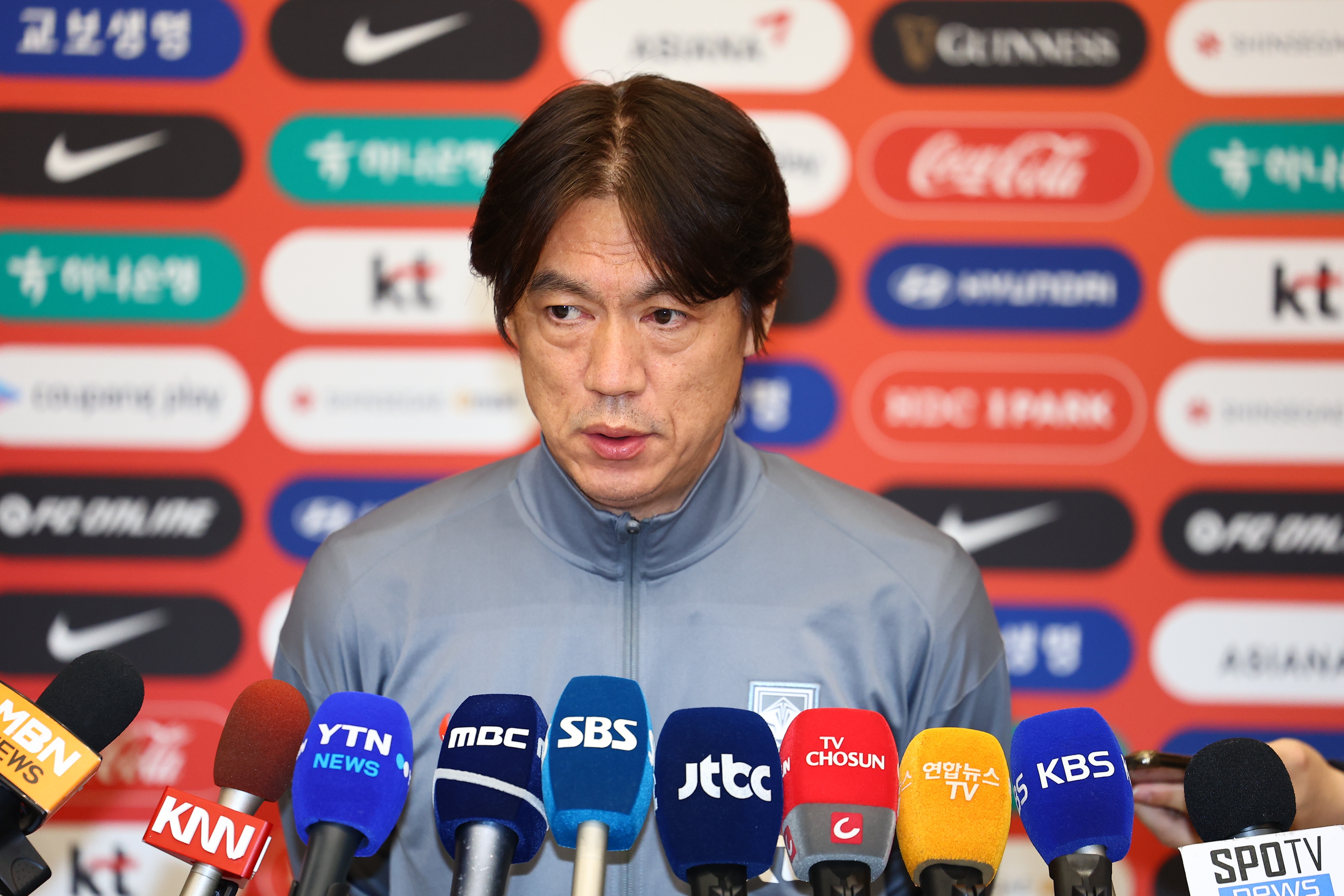  洪明甫不滿：金玟哉對國家隊也重要，拜仁缺乏對球員的保護