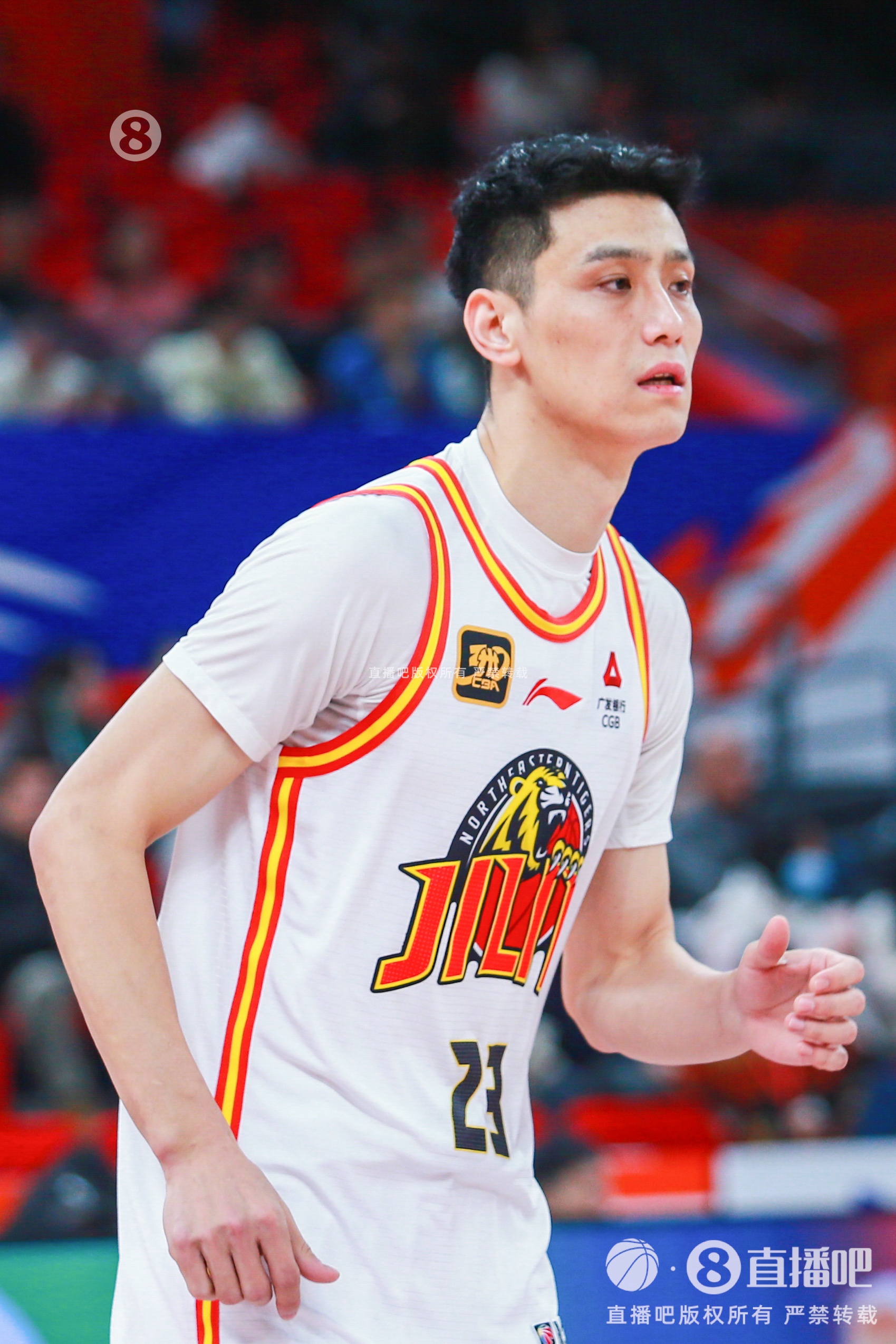  亮眼發(fā)揮！欒利程替補27分鐘 投籃&罰球皆6中6貢獻20分2板2助