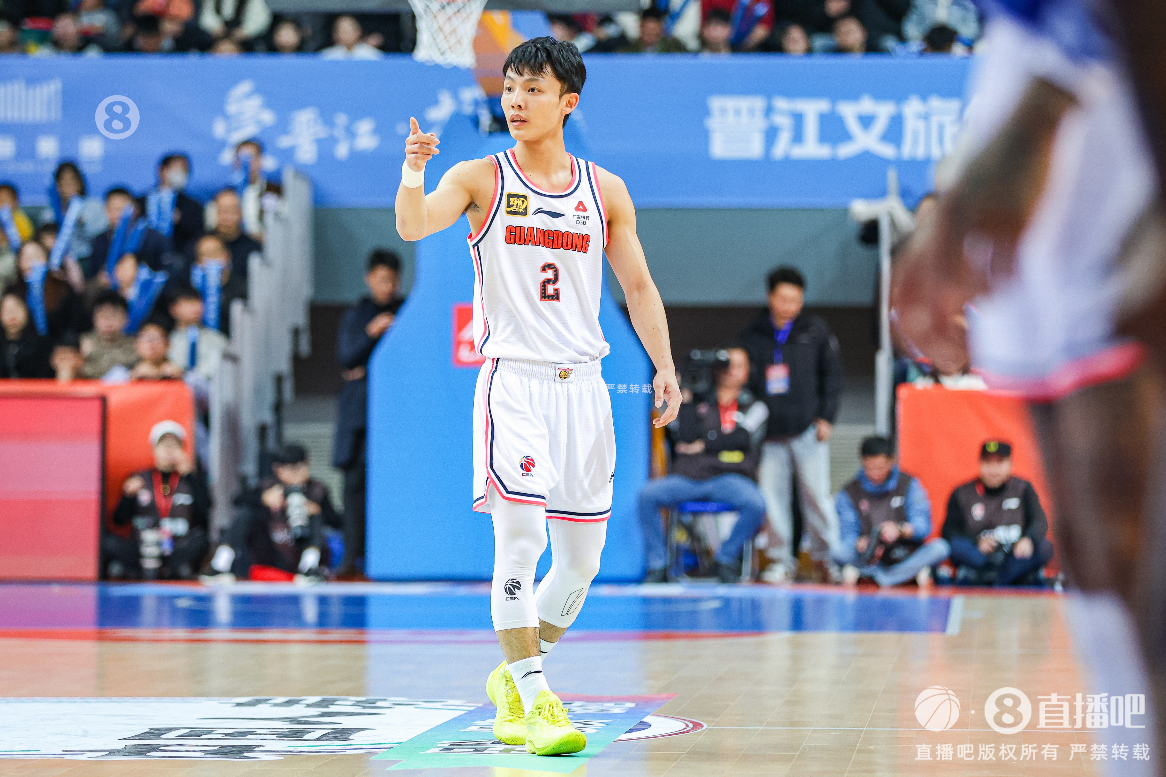  徐杰：身高不是打籃球的唯一標準 努力、勤奮、自律也是天賦