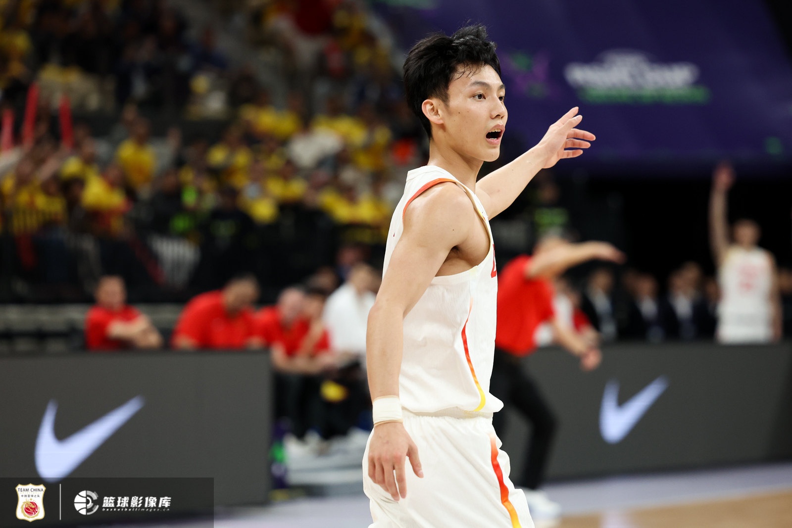 首發(fā)出戰(zhàn)不在狀態(tài)！徐杰全場(chǎng)3中0沒(méi)得分 拿到3板1助2斷另2失誤