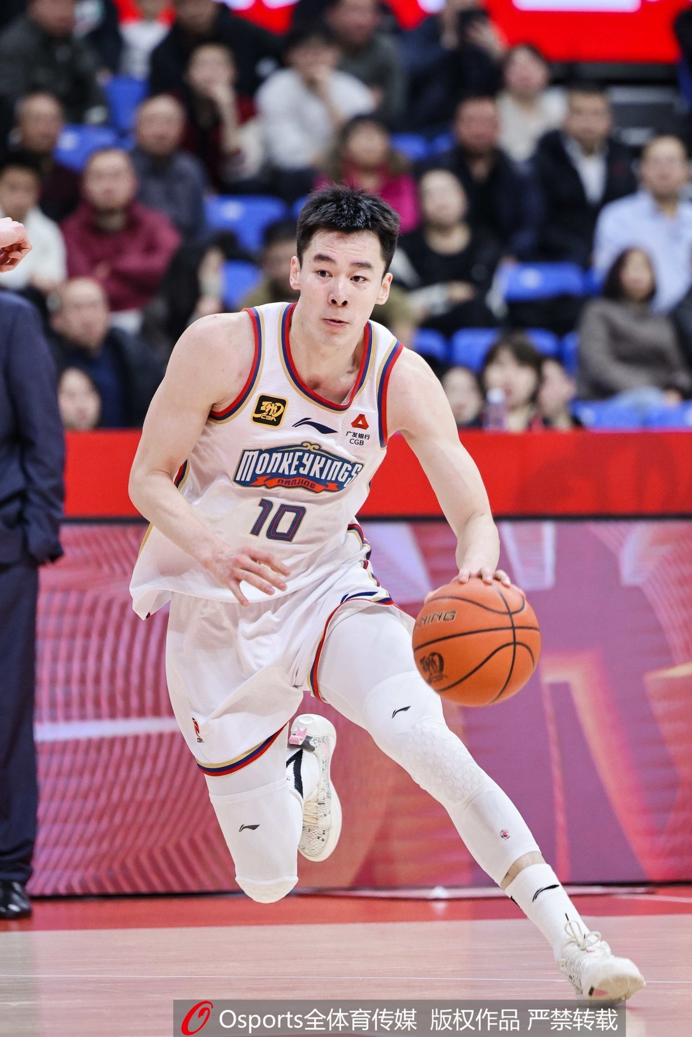  沖擊力十足！郭昊文17投5中&罰球14中12 得到24分10板5助